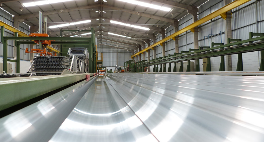 Adquira seu Perfil  alumínio para vidro 4mm de excelência